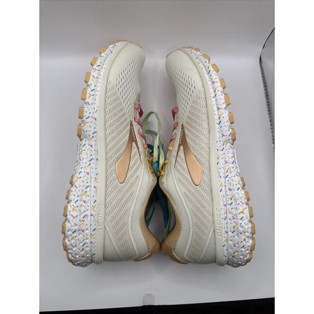 Brooks Women's Size 10 Rainbow Sprinkle Tennis Shoes EXCELLENT! Worn Twice.